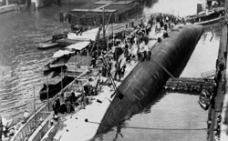 Eastland-1914-Disaster-in-Chicago-River-250pw