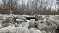 Riverside-Cemetery-Maumee-Ohio-with-Ice-200pw