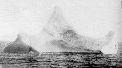 Titanic-Iceberg-250pw
