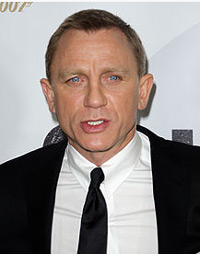 Daniel-Craig-200pw