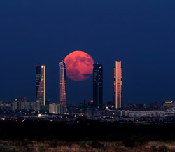 Super-moon
